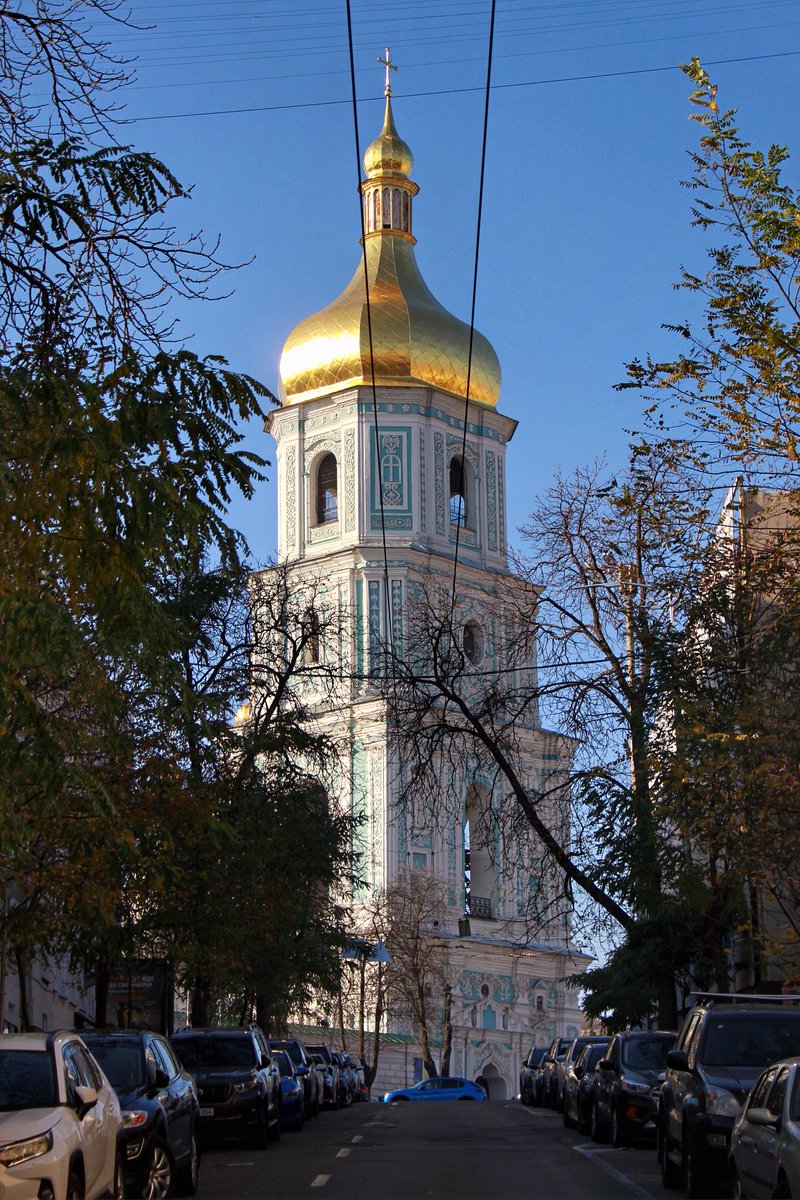 ludmi0701's tweet photo. Київ 🍁🍁
#київ_фото_ludmila #осінь #осінь2025 #осіннійкиїв #київвосени #life #життя #київ2025 #kyiv #Київ #Україна #Ukraine #citylife #travelphotography #thevillageua #insideua #beautiful_ua #kyiv_likes #сфоткайкиїв #thevillageuacity #фото_києва https://t.co/LkO5VMdZ2f