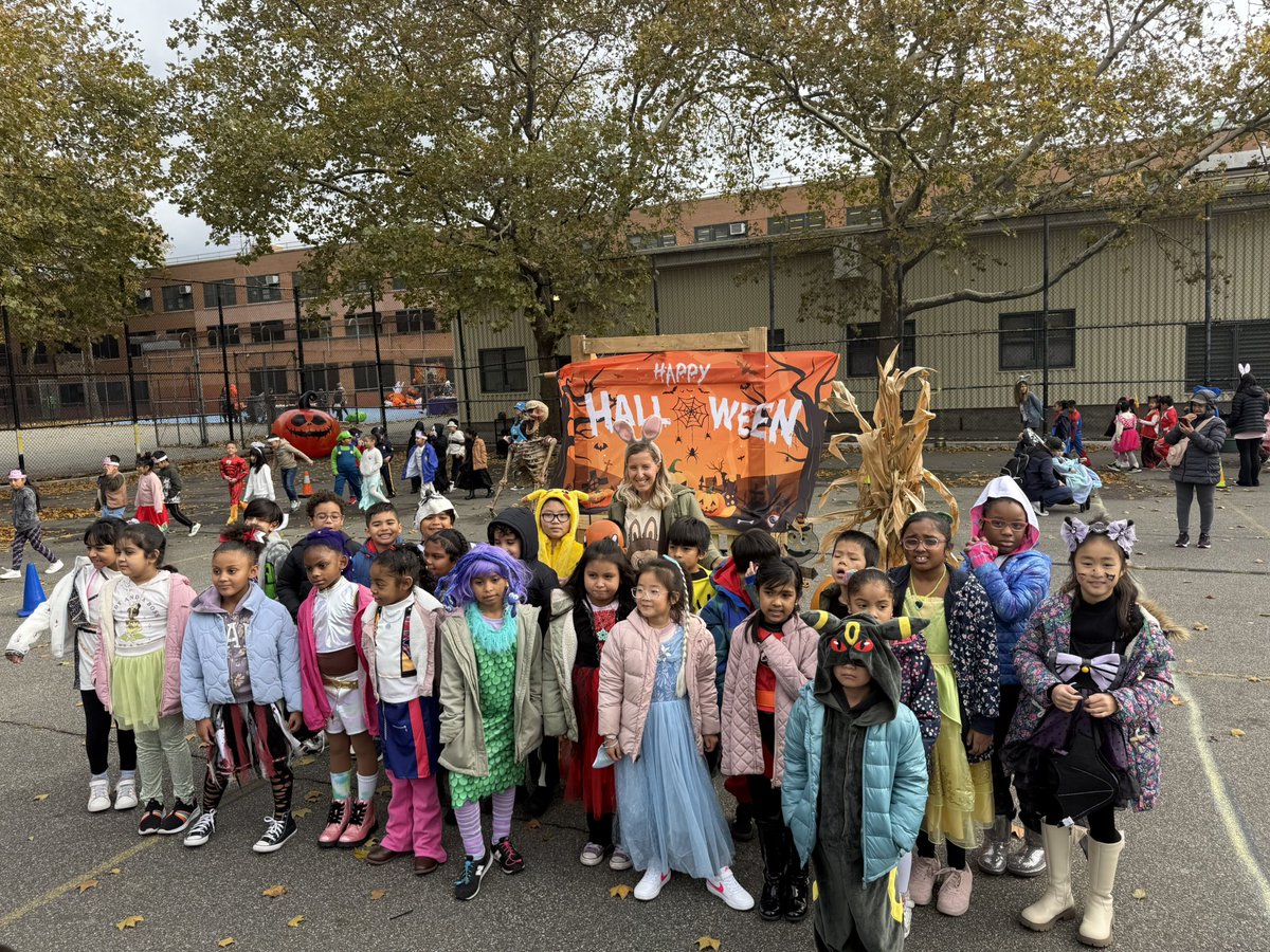 PS 60Q tweet media
