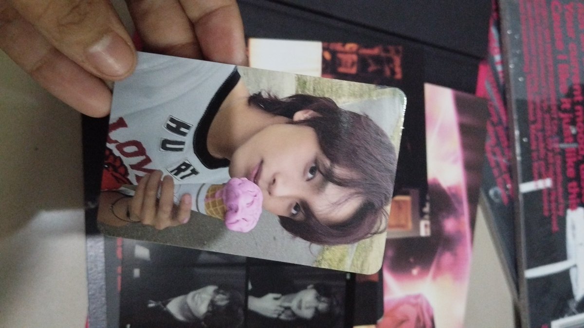 Sunflows6's tweet photo. @chocomatchv Dapet hc es cream😍😍
Haechan maboranya masih otw ina 🤣🤣🤣 https://t.co/3VI5TVHvCM