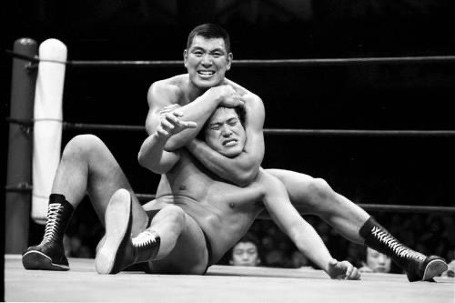 ワンプロって、こんなにしっかりと技を決められるものやったん？
#ヘッドロック