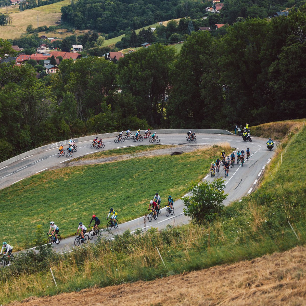 L'Étape du Tour de France tweet media
