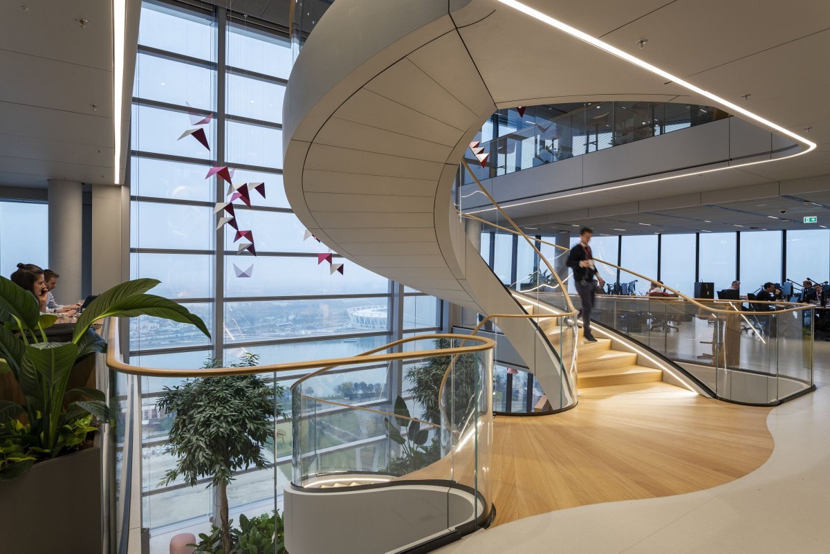Archello's tweet image. Foster + Partners’ @FosterPartners MOL Campus in Budapest redefines the corporate workplace through a sustainable union of glass, steel, and greenery. 
buff.ly/fh4wuxq 

#FosterandPartners #SustainableWorkplace #MaterialInnovation