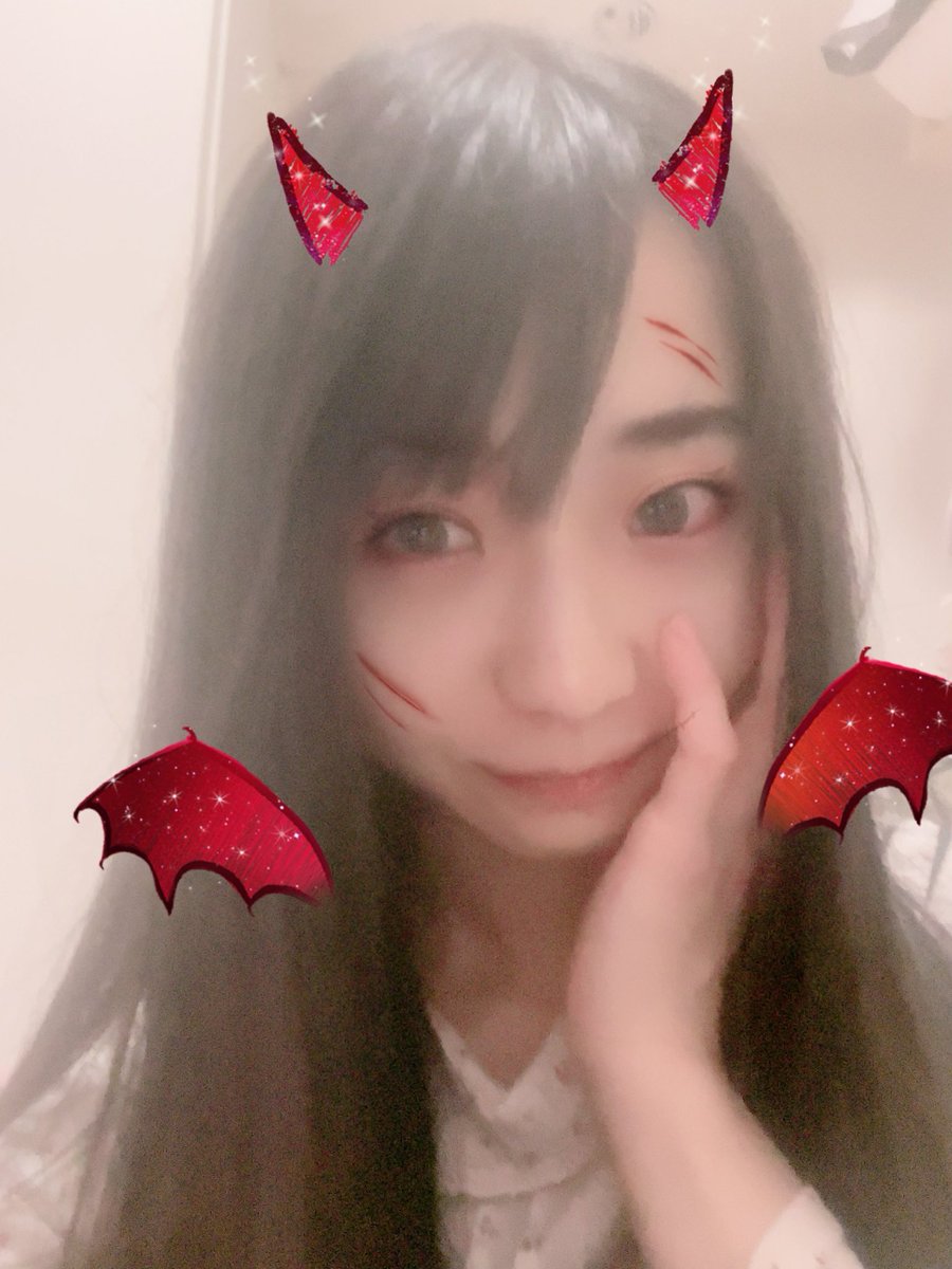 chihoAchiho's tweet image. おつやほ🌙すべりこみ！！
ハッピーハロウィン🎃👻

空を燃やした。の後ちゃーんとロスって
寂しくなったり、どぅーんってなったり
してました🫠笑

最近は個人的にどんより曇り空
雨な日々だったりしてます🫠
みんなに会えて楽しすぎた反動かな😂
いつもありがとうね😊

明日から11月🍂
楽しもうね🥰