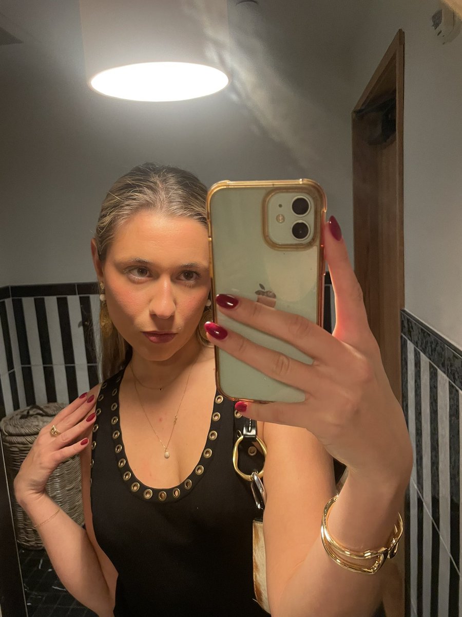 Lu⭐️ tweet media