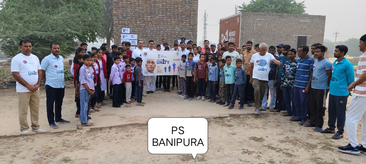 ChuruPolice's tweet image. चूरू में लौह पुरुष सरदार वल्लभभाई पटेल जी की 150वीं जयंती पर ‘Run for Unity’ कार्यक्रम आयोजित किया गया।
@EktaDiwasBharat
#RunForUnity #SardarPatelJayanti #NationalUnity #RashtriyaEktaDiwas
#एकता_की_दौड़
#sardarvallabhbhaipatel
#ektadiwas #ektadiwasbharat