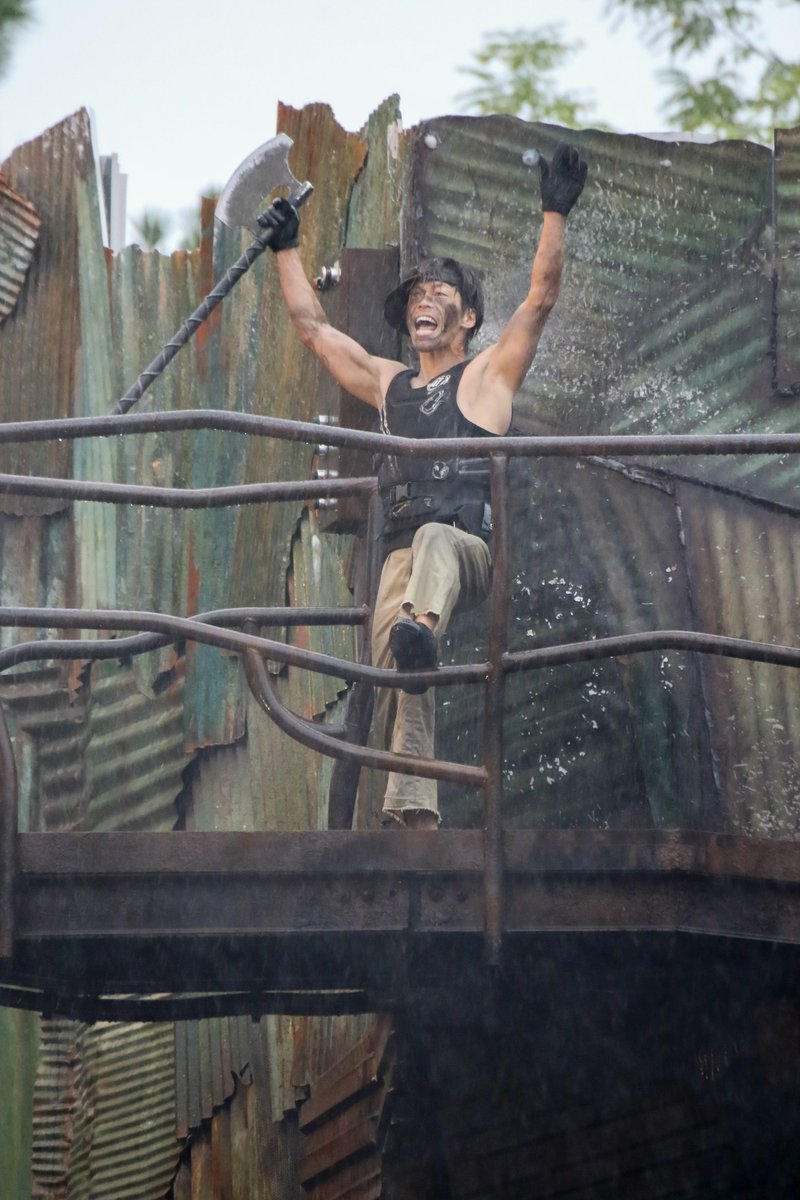 r_usj_memory_'s tweet image. 2025.10.31

おかえりなさい！！
大雨の中でのショー開催ありがとうございます😭

#ウォーターワールド 
#USJファン