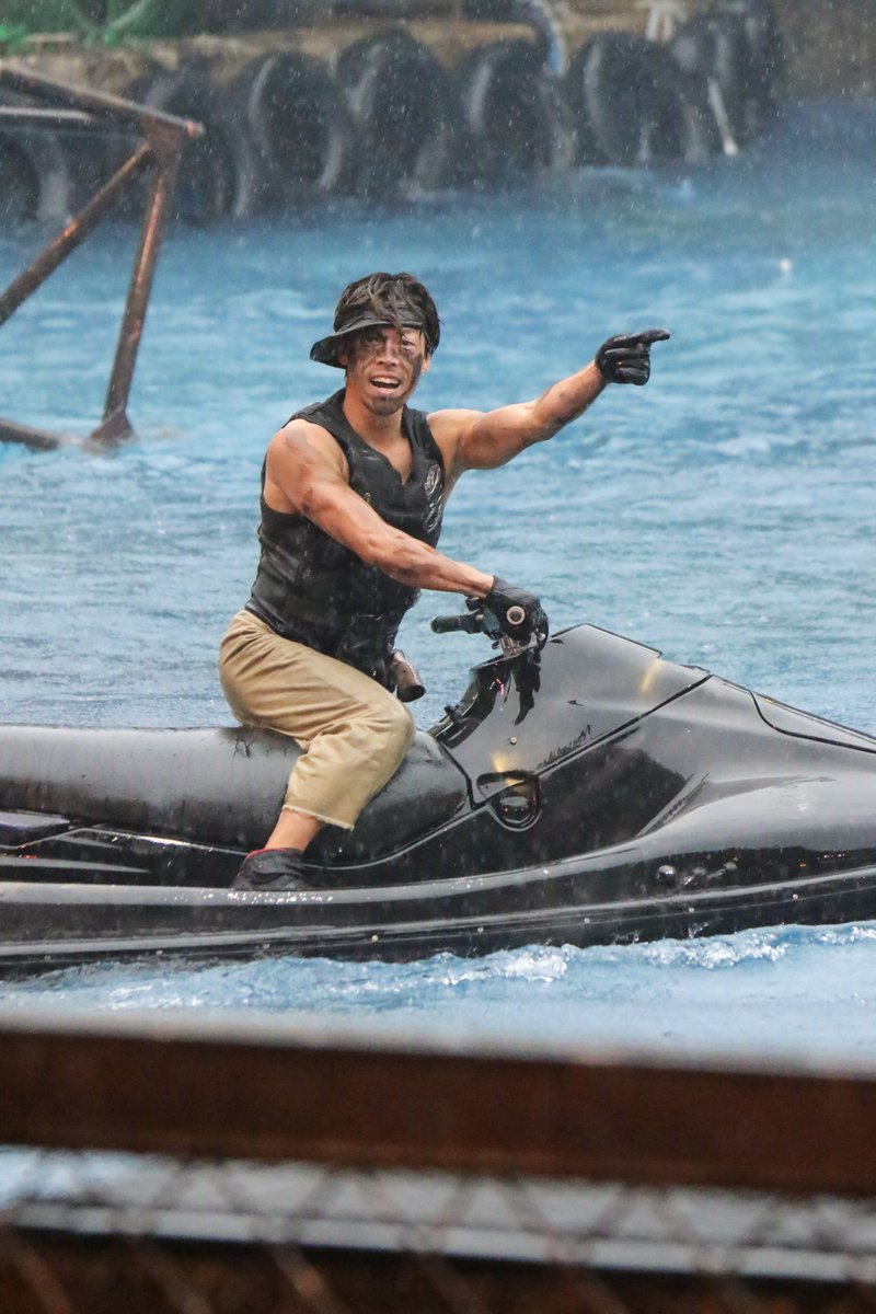 r_usj_memory_'s tweet image. 2025.10.31

おかえりなさい！！
大雨の中でのショー開催ありがとうございます😭

#ウォーターワールド 
#USJファン