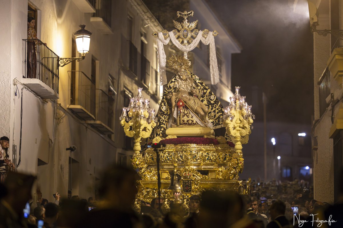 𝘼𝙣𝙜𝙪𝙨𝙩𝙞𝙖𝙨, 𝙍𝙚𝙞𝙣𝙖 𝙮 𝙈𝙖𝙙𝙧𝙚 𝙙𝙚 𝙑𝙚́𝙡𝙚𝙯 𝘾𝙤𝙧𝙤𝙣𝙖𝙙𝙖.

Así suena la marcha de ʟᴀ ꜱᴀɴᴛɪ́ꜱɪᴍᴀ ᴛʀɪɴɪᴅᴀᴅ que <a href="/manueloroldan/">@manueloroldan</a> compusiera para la coronación canónica de nuestra querida cofradía veleña <a href="/AngustiasVelez/">Cofradia Angustias Coronada Vélez</a> 

🎧 spotify.link/BeGn2WvTUXb