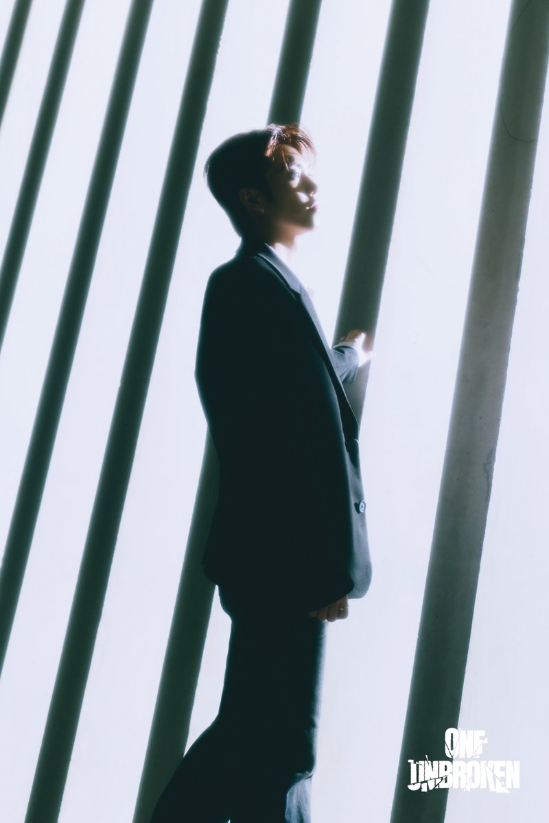 온앤오프(ONF) 9TH MINI ALBUM 
[UNBROKEN]

CONCEPT PHOTO #New_Origin
#민균 #MINKYUN 

2025.11.10 6PM (KST)

#온앤오프 #ONF
#UNBROKEN #Put_It_Back