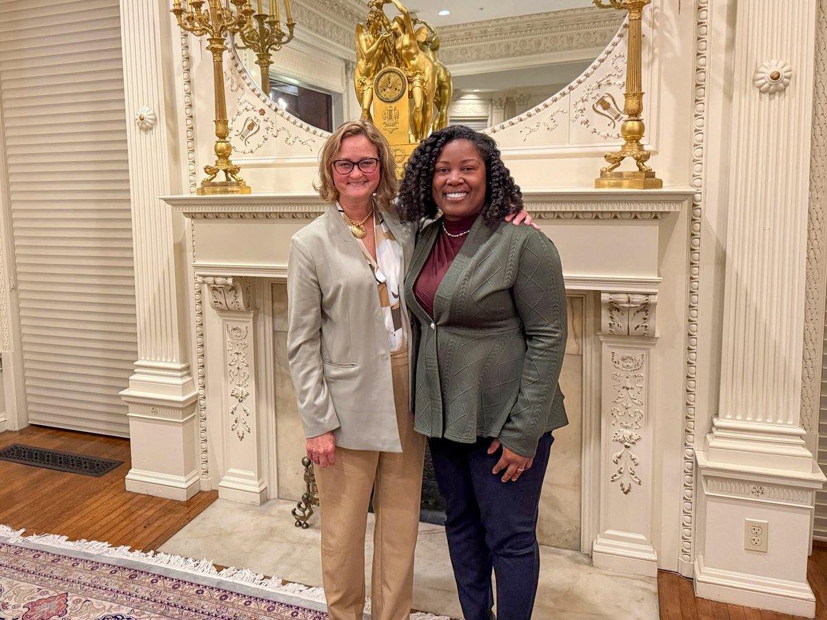 Kristen Peek tweet media