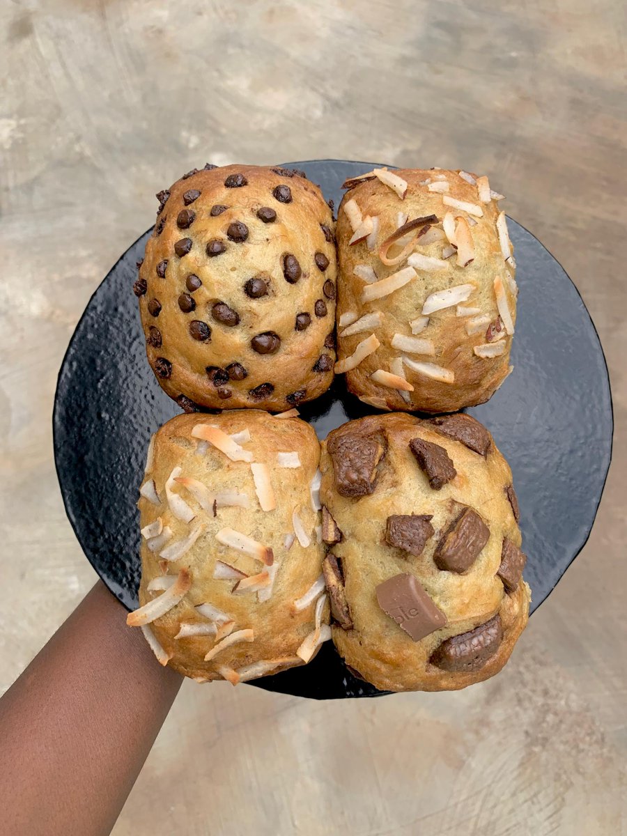 Life so private that many 𝕏 users don’t even know I’ve been sneaking a free gift into every banana bread order since the beginning of October😌

Now that you know, don’t dull, place your order against tomorrow.

Price: 6,500📍 Ibadan