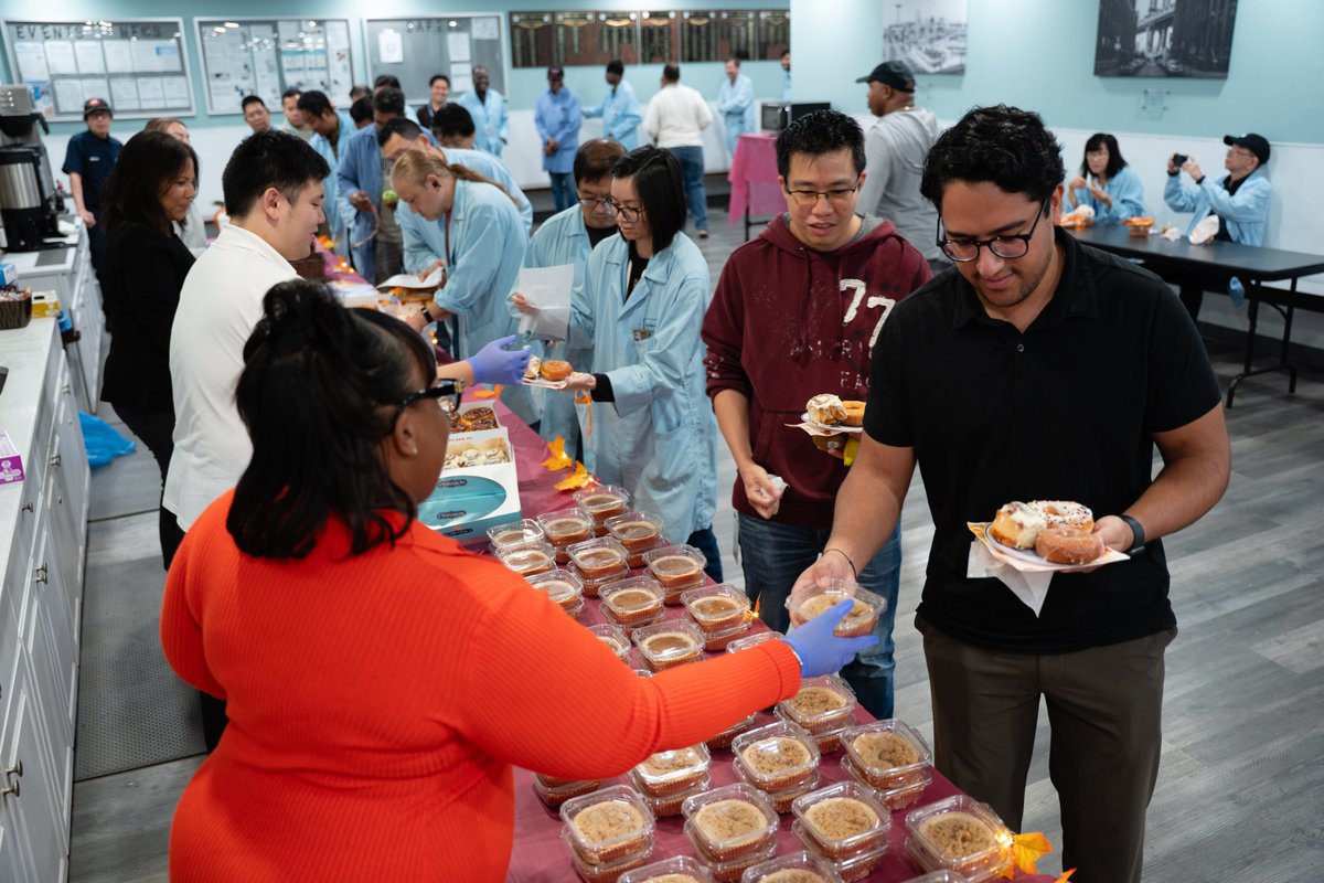 MiniCircuits's tweet image. Mini-Circuits’ Brooklyn, NY location hosted our annual Fall Harvest celebration for our team. With the autumn season in full swing, we brought all the comforts and tastes of fall to the office!

#fall #autumn #companyevent