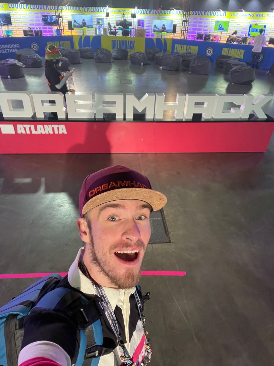 _Smirky's tweet image. Happy Halloween! It’s Day 1 of #DHAtlanta! 🎃🧡

Catch me streaming Borderlands 4 at the DreamHack Stream Studio from 1-3pm EST! Thanks to the #VaultNetwork for getting me a Steam Key for this activation! #2KPartner 🔥