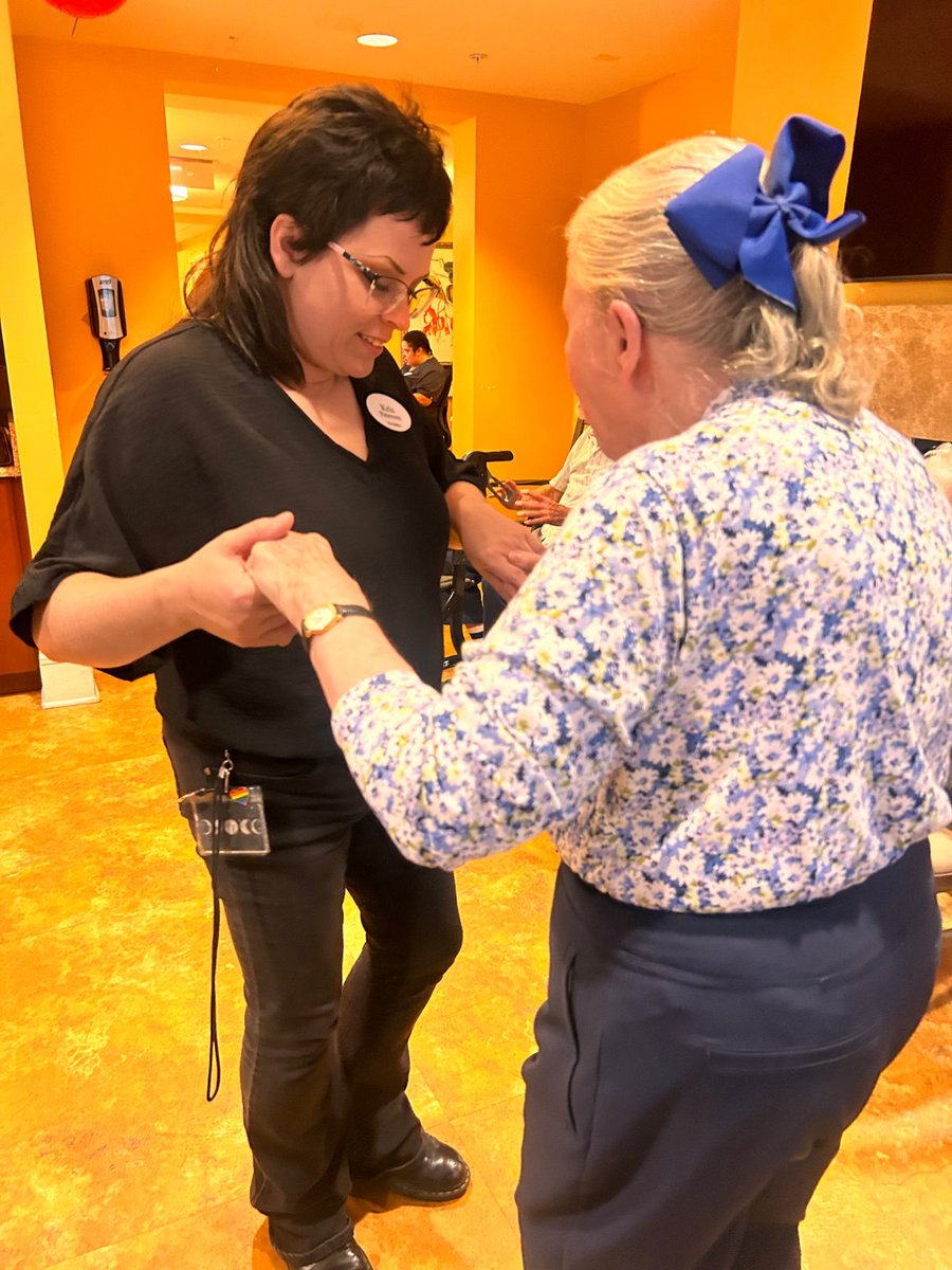 FreedomHomeCar1's tweet image. Witches, werewolves, and one amazing therapist! Erica’s dance therapy session is serving up spooky smiles and serious rhythm! 🧙‍♀️🕺 #HalloweenWithHeart #dancetherapy #freedomhomecare #SpookyFun