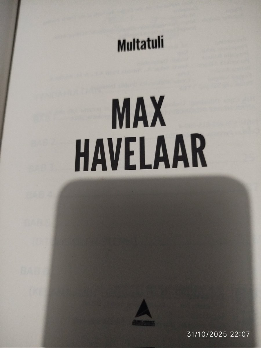 Salah satu sampah yang pernah Mimin pelajari, membaca bukan untuk mengimani, tapi lebih untuk refleksi diri serta mengkoreksi pemikiran suatu makhluk dengan menggunakan literasi yang berpondasikan ayat-ayat Al-Quran dan Hadits Rasulullah.

Itulah sebabnya Mimin lebih dulu