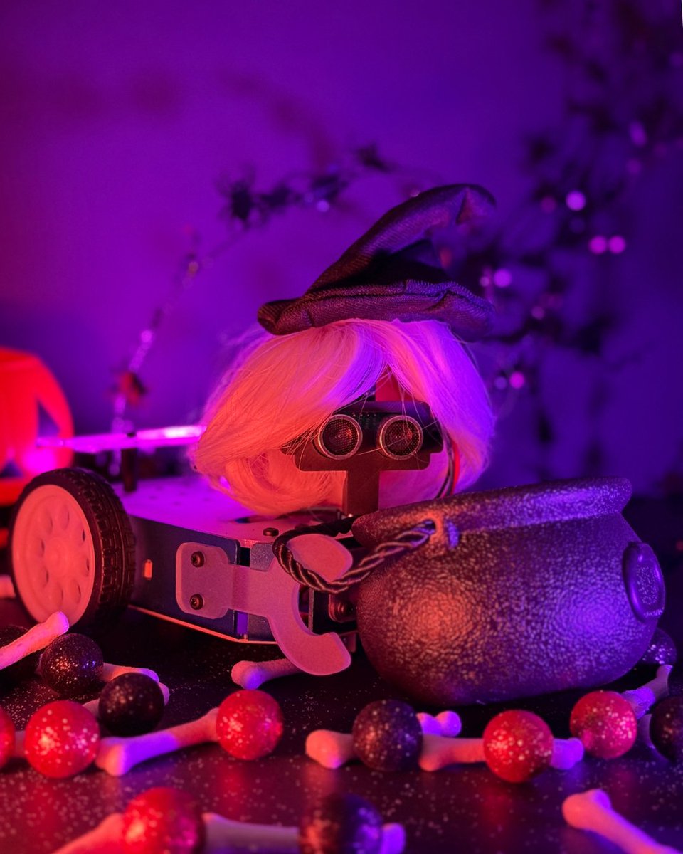 Happy Halloween from all of us at TinkRworks!
Here’s to a day full of creativity, innovation, and fun. 🎃✨🍭