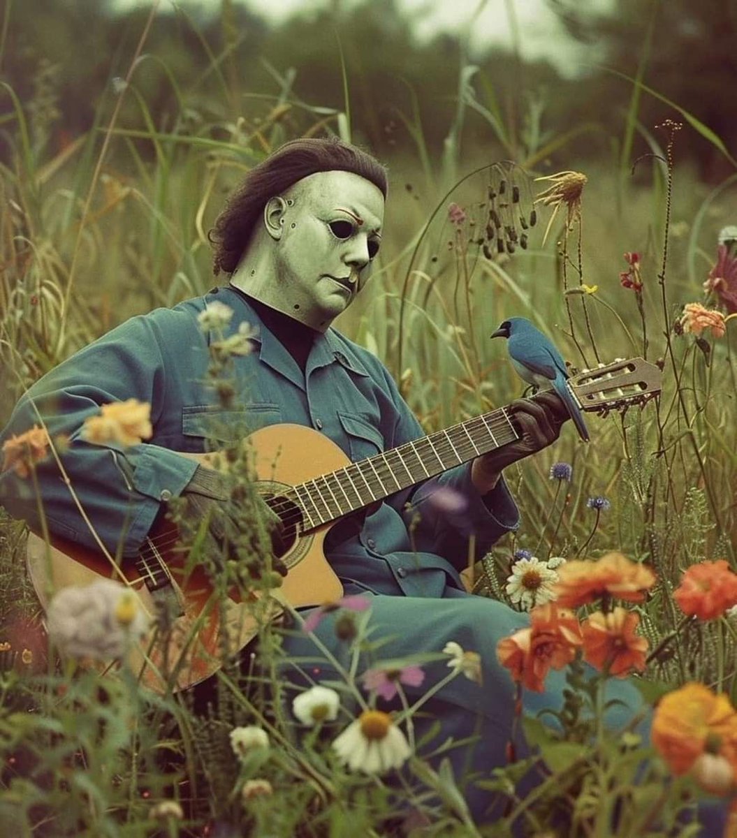_Thatiss's tweet photo. Cuando eres terror pero también tienes sentimientos🎸🎃👻

#HalloweenVibes #MichaelMyers #viernes https://t.co/m91GToj2qg
