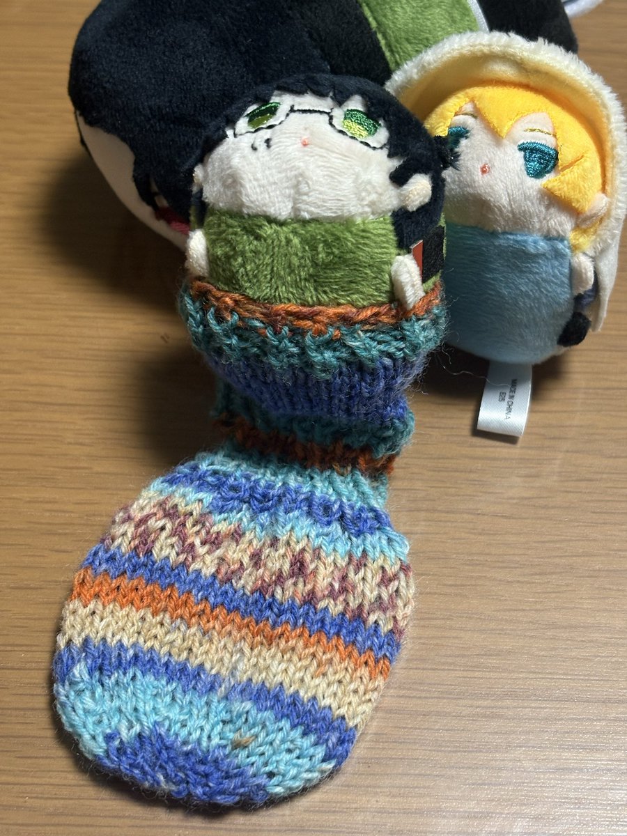 【悲報】
パピコのセーター出来上がったのに着せるパピコが風呂上がりの旦那に食べられてた😂

お子様が誕生日に欲しいって言うから大急ぎで作ったけど次はかぎ針でチャレンジしたい