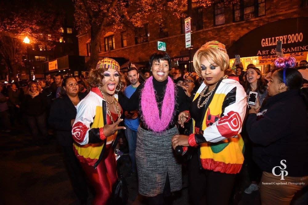 shiqueeta's tweet photo. #gooddaydc Yesss to #MarissaMitchell welcome the costume club @shiqueeta  @fox5dc https://t.co/IY67FJxjR4