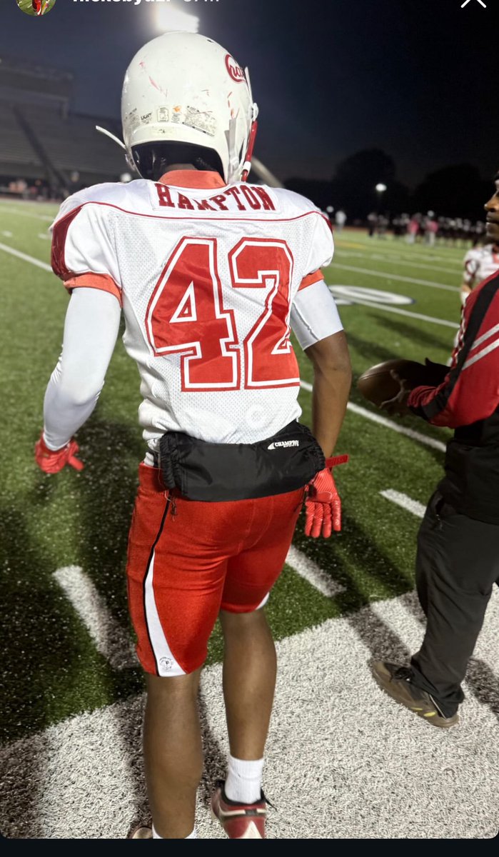 DariusJones10x's tweet photo. #freshmanonvarsity https://t.co/f7gUqB82Vm