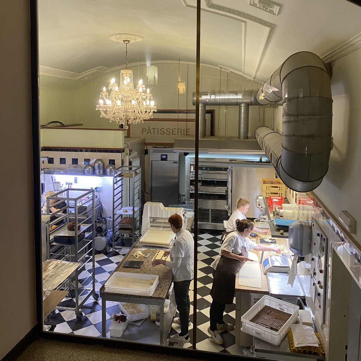 Robert Smith tweet media