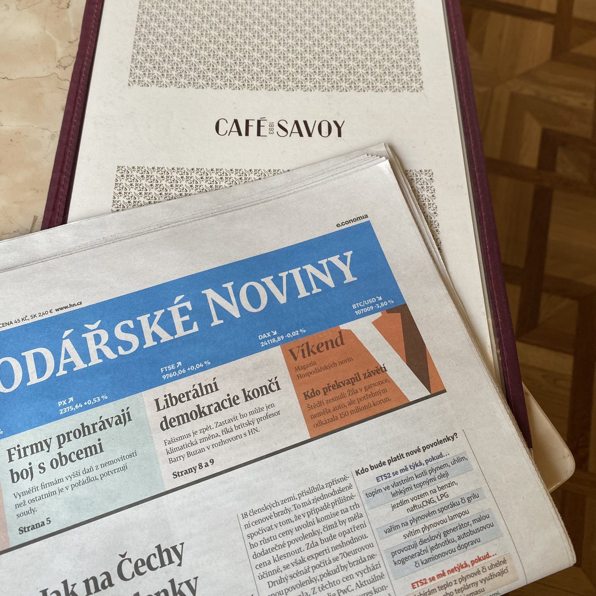 Robert Smith tweet media