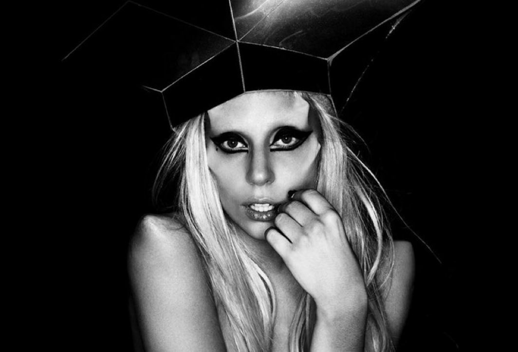 Lady Gaga's Bloody Mary on Spotify on October 30th:

2023 – 706.109
2024 – 846.624
2025 – 1.093.987