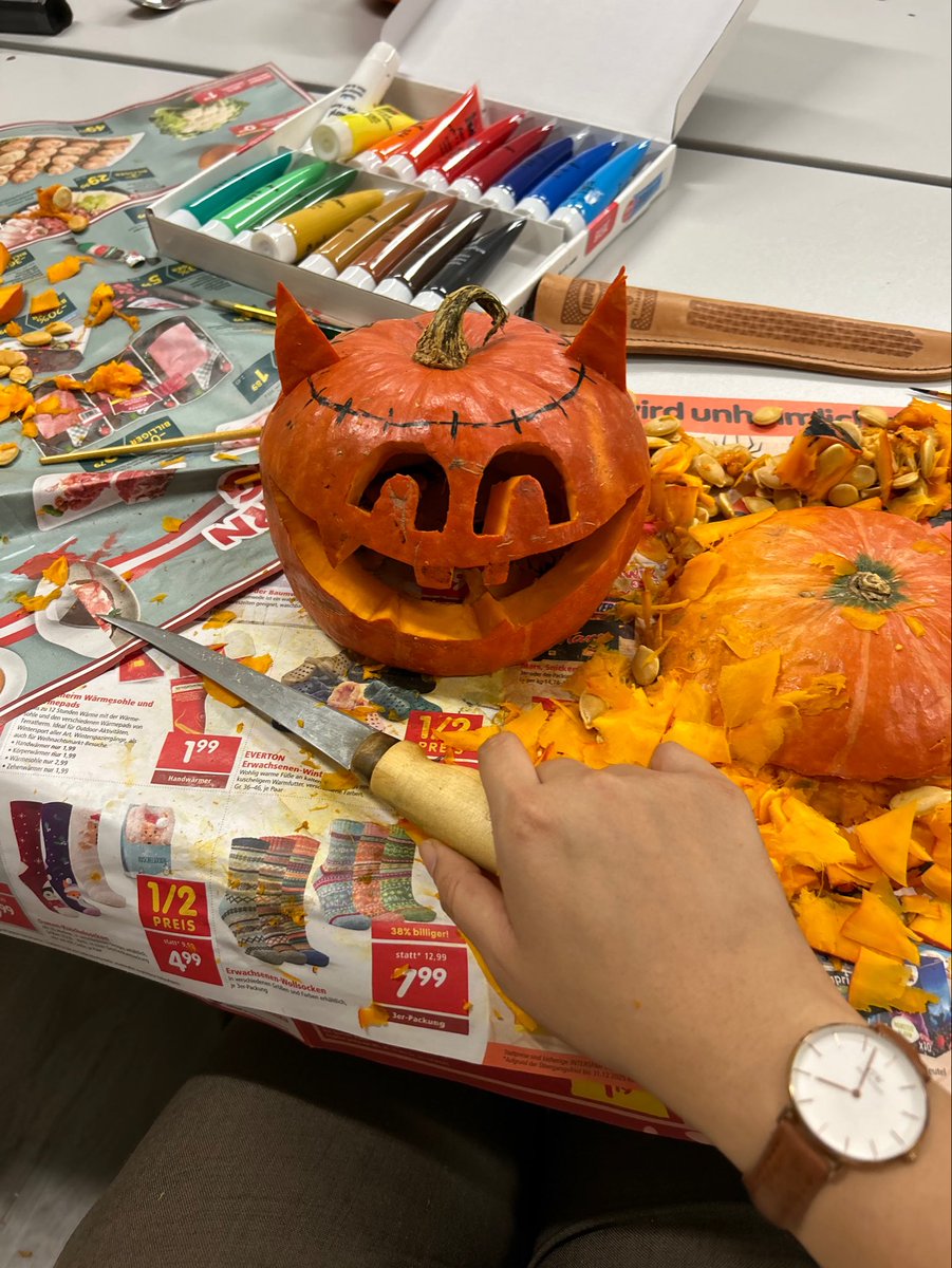 peacearhpn's tweet image. mein Halloween #peacearhpn 🎃👻🌙💫