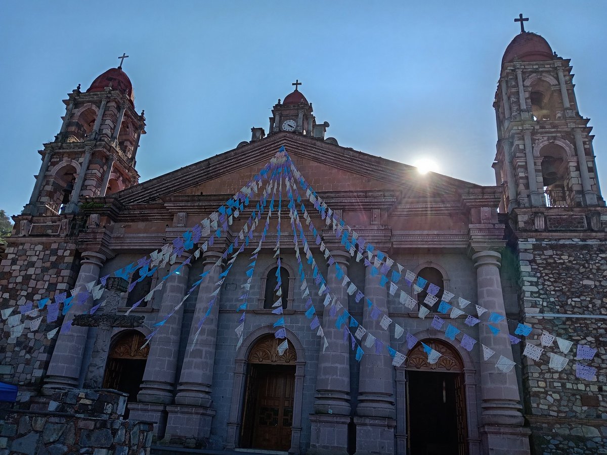 SethAlvarezG's tweet image. #Temascaltepec #EdoMéx #DiaDeMuertos Recordemos a las personas que por siempre vivirán en nuestros corazones.