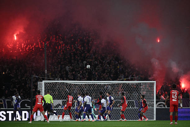 tfcstatsroom's tweet photo. 👨‍🏫 MINI THREAD STATS ! 📊

Petit retour statistique sur le match de ce mecredi qui s'est soldé ​par un score nul de 2-2

Nous allons decortiquer à travers ce thread ce que le téf a bien et moins bien realisé 
Décryptage des chiffres. ⬇️⬇️⬇️
​#TFC #SRFCTFC #Ligue1 https://t.co/ZuoWqLUtg0