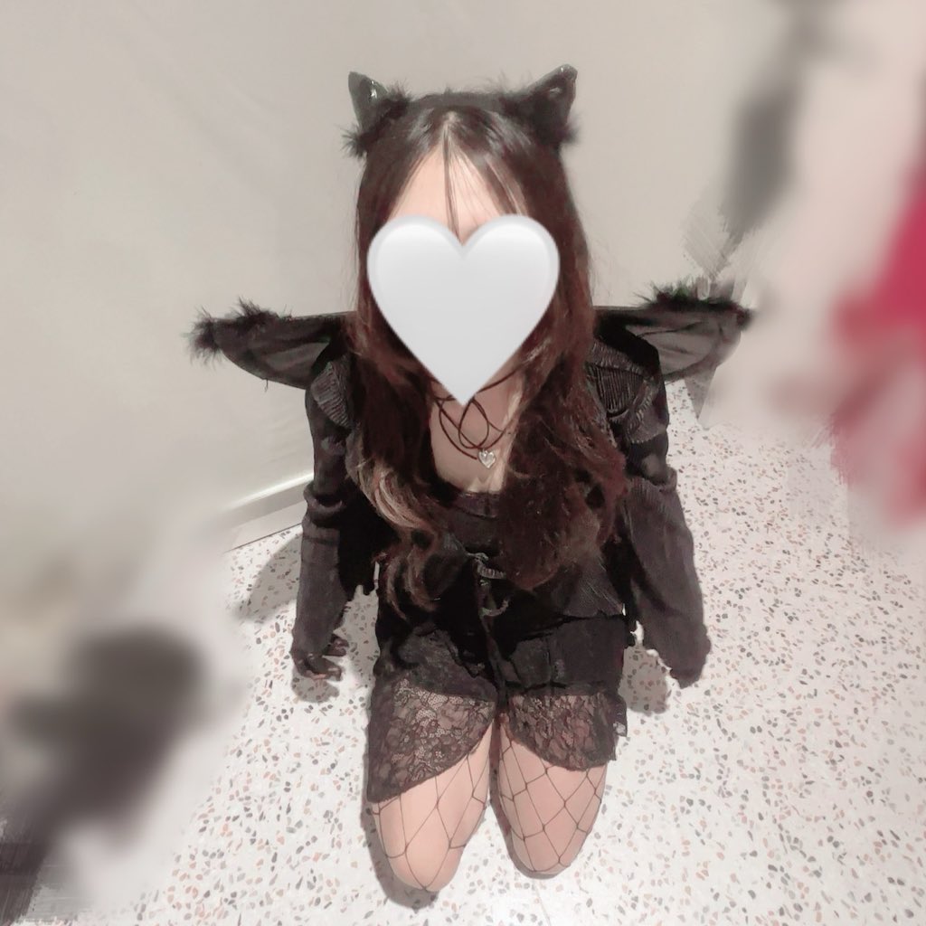 *⸜𝑯𝒂𝒑𝒑𝒚 𝑯𝒂𝒍𝒍𝒐𝒘𝒆𝒆𝒏⸝*

でした。(サブ垢に投稿済み写真)