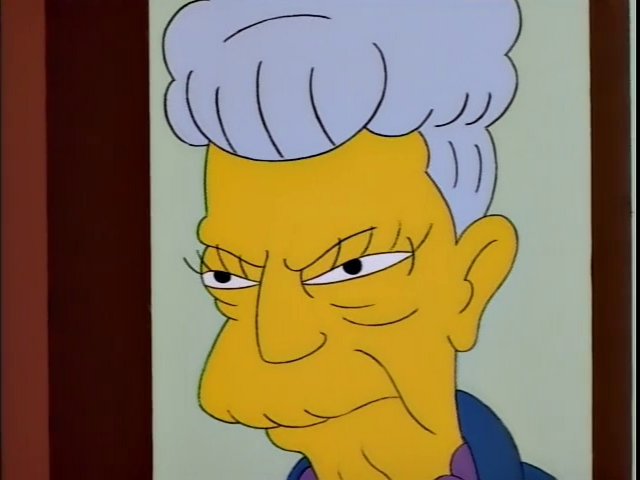 Personas mayores cuando los jóvenes prefieren disfrazarse, comer chucherías y pasarlo bien en lugar de visitar la tumba del tioabuelo Antonio, ponerle flores y limpiar su lápida