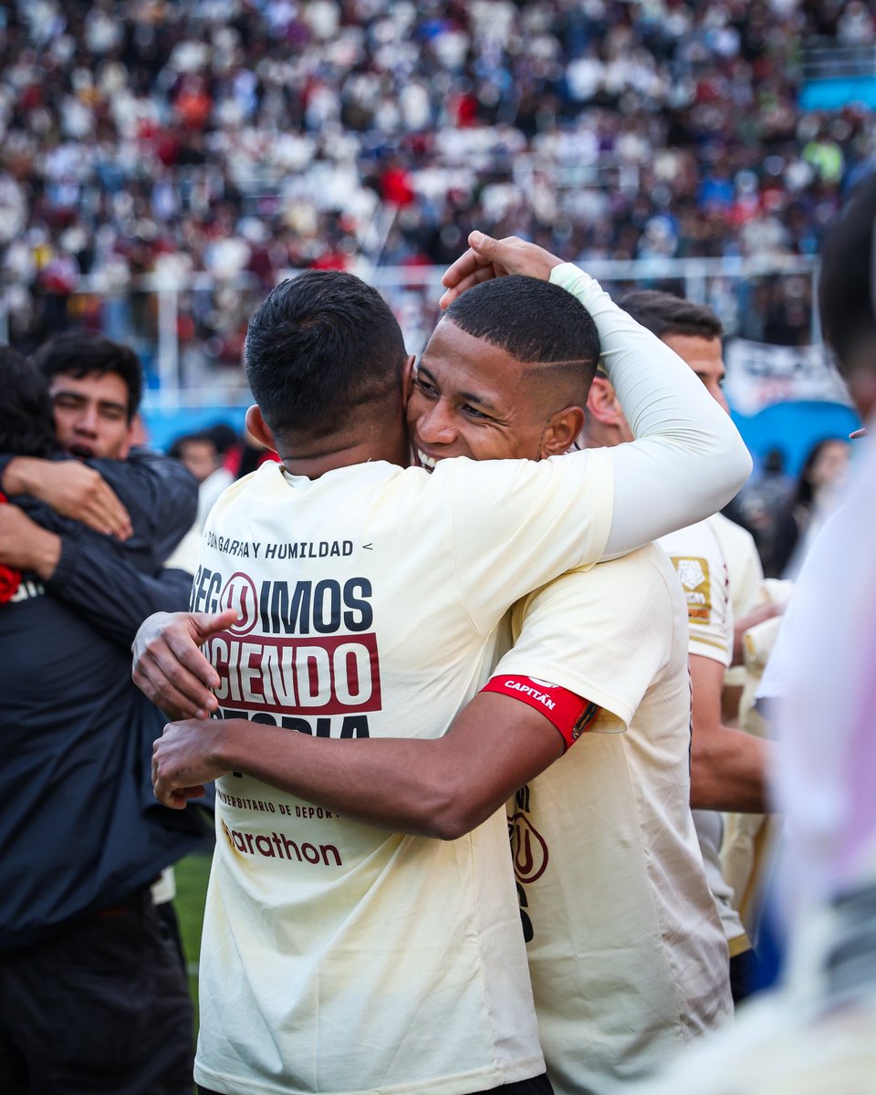 𝗜𝗗𝗘𝗡𝗧𝗜𝗗𝗔𝗗 💛❤️

#TricampeUnes
#UnTriConGarra