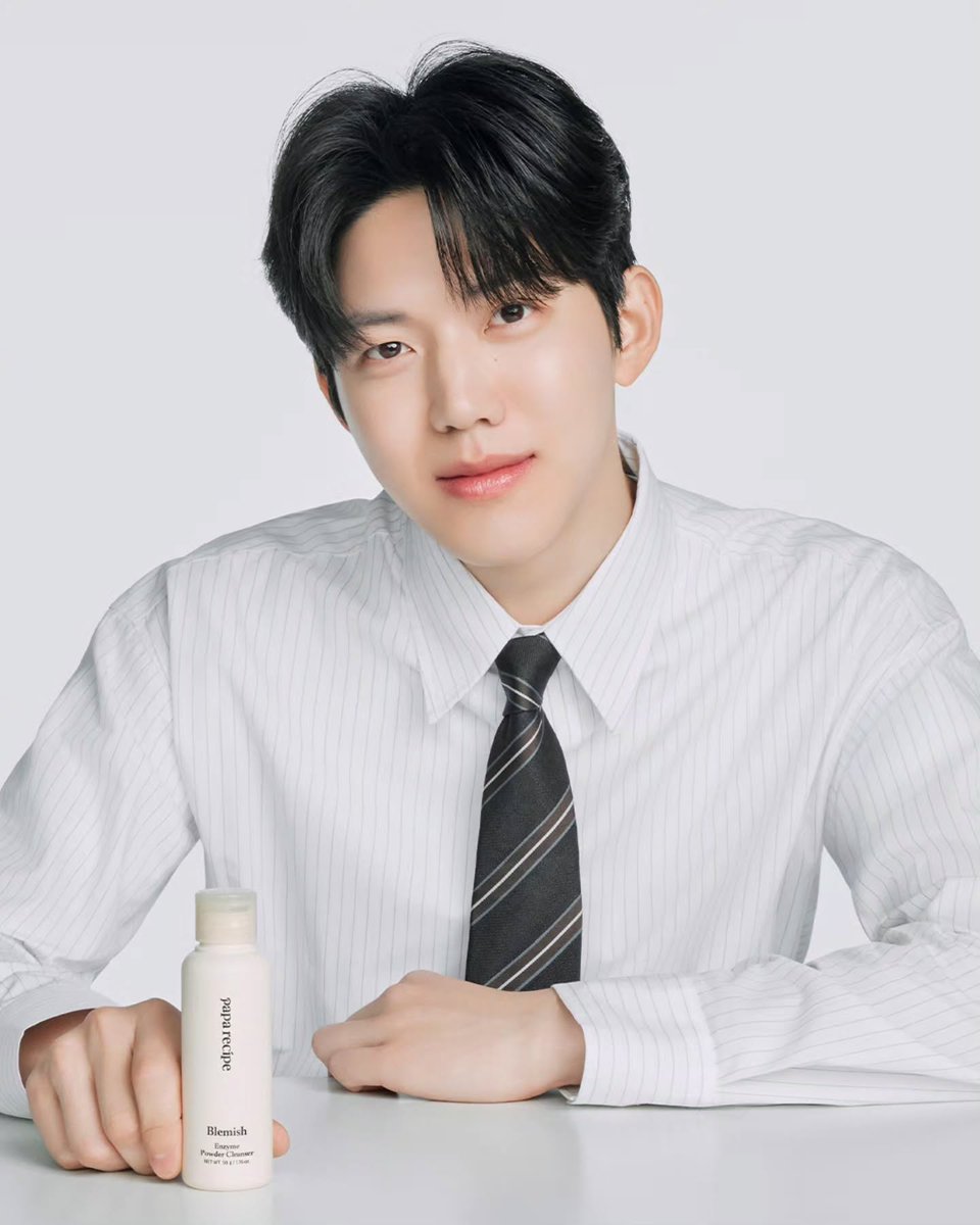 bassistadmirer's tweet photo. 251031 #Dowoon #λμ΄ #dddablue
Dowoon (d.ddablue) IG Post
πhttps://t.co/ZdmTNuRJmm
πΆ: Ah, My Day, this place is a real gem for skincare~
PAPA RECIPE
#paparecipe #ννλ μνΌ
#DAY6PICK #DAY6 #λ°μ΄μμ€ https://t.co/ryfLsutXw2