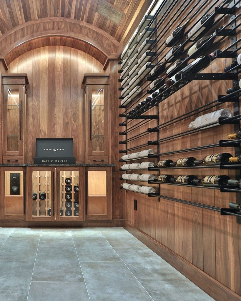 Wine Room with Exceptional Design
This custom wine room by Shawn Leary Contracting (New York) features single bottle depth Evolution Wine Walls, used to frame the perimeter with architectural clarity. 
Build: Shawn Leary Contracting
vintageview.co.uk/evolution-wine…