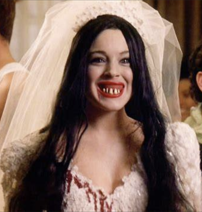 me ponen nerviosa las fiestas de disfraces porque siempre hay un riesgo muy grande de terminar siendo una de estas dos.