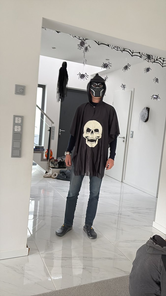 Von mir aus kann es losgehen.  Macht mich jünger... #Halloween