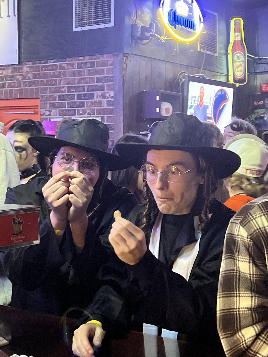 frederick_CU's tweet image. That’ll play #expand