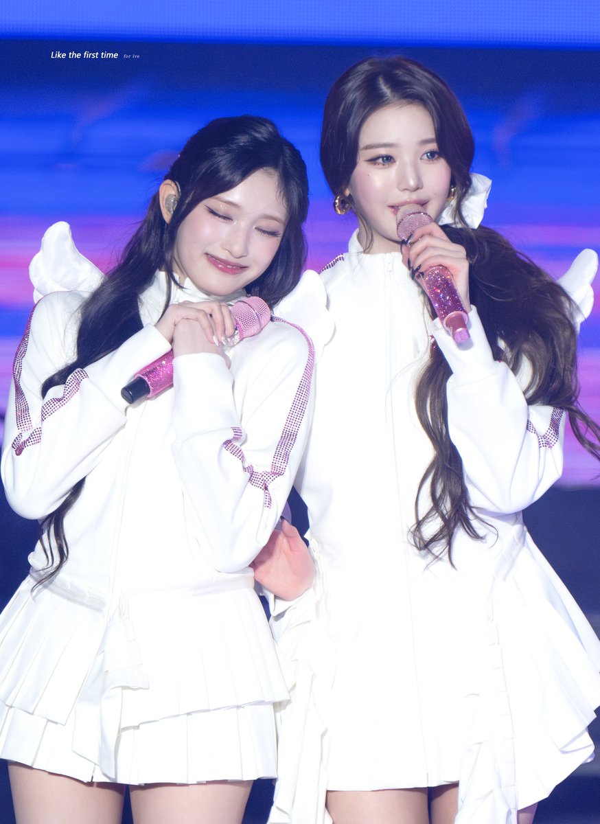 leeseo_model's tweet image. ⠀⠀⠀⠀⠀⠀⠀⠀ ⠀⣾⣿⣦⣀⣴⣿⣷
⠀⠀⠀⠀⠀⠀⠀⠀ ⠀⠛⣻⣿⠛⣿⣟⠛ 
⠀⠀⠀⠀⠀⠀⠀⠀ ⢠⣾⣿⡏ ⠀⢹⣿⣷⡄
⠀⠀⠀⠀⠀⠀⠀⠀ ⠀⠀⡟ ⠀⠀⠀⢻