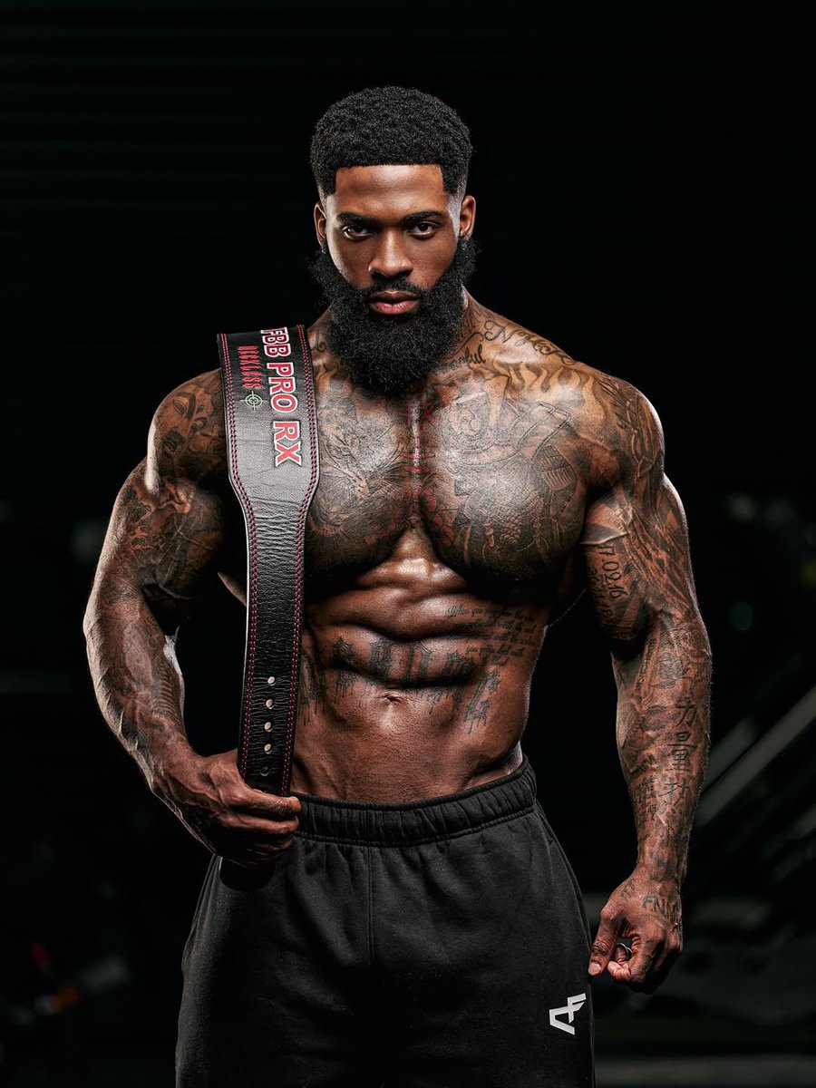 thebigwriter_'s tweet image. 