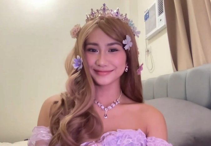 binisleight's tweet photo. from minion to rapunzel to daphne! thank you for your time and effort, bebe @bini_sheena!! LOVE UU SM 🥹💜 https://t.co/hSBsW1Ir49