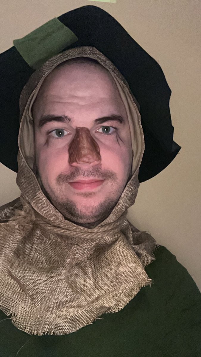 en route to the Emerald City to get a brain 

Happy Halloween 🎃