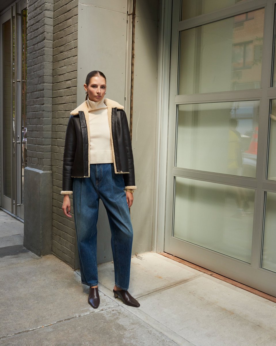 pologeorgis's tweet photo. Texture &amp; Simplicity: Elevate your everyday style with shearling staples.

Discover our Fall 2025 collection in-store and online at https://t.co/jIdDHc9YBs. Featuring the Jenny Shearling Jacket.

#FallStyle #FallOutfit #Shearling #FallJacket #LuxuryOuterwear #Style #FallFashion https://t.co/O03EAQf5nU