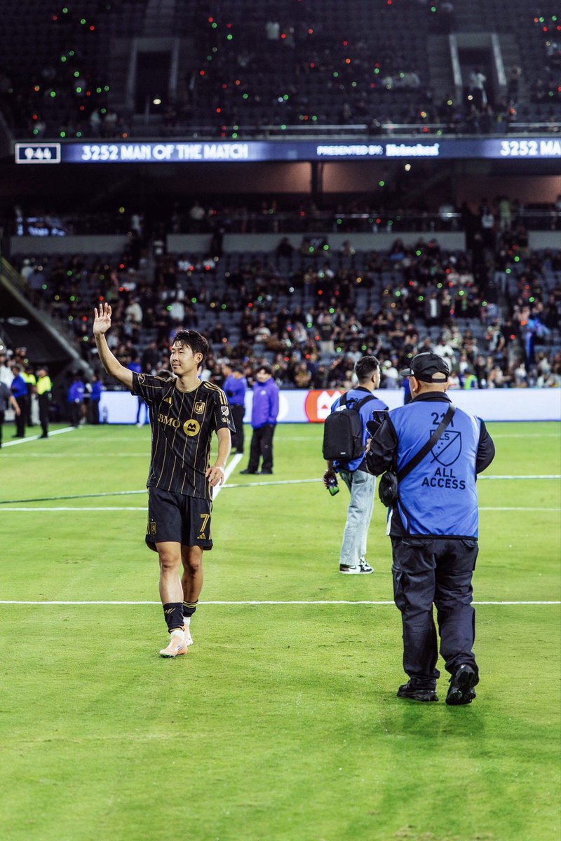 Post match activities with Sonny 🎥👀 #LAFC