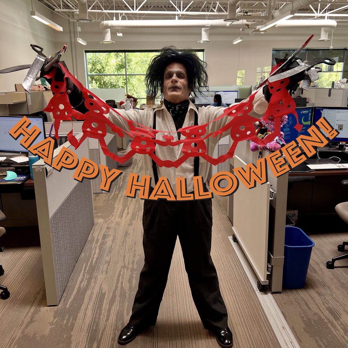 DOKCorral's tweet photo. #EdwardScissorhands @Johnnydepp383 #TimBurton https://t.co/859XBDVXbX