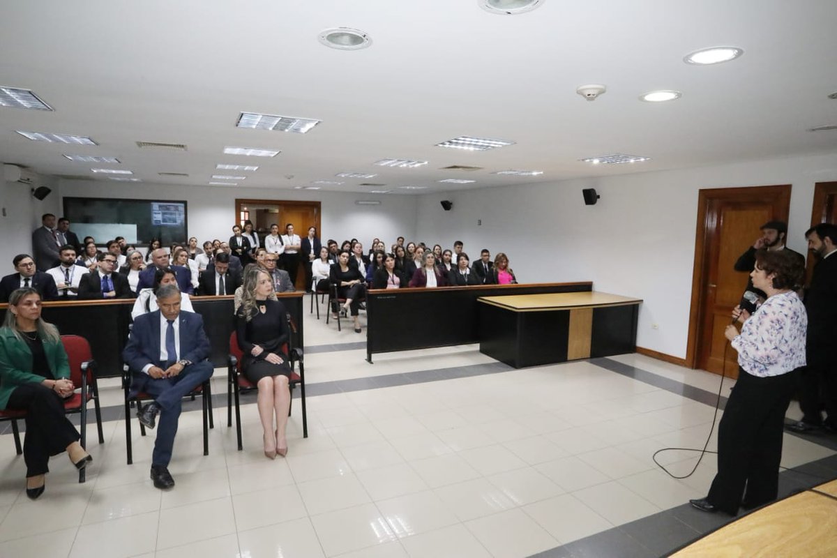 PoderJudicialPY's tweet image. 🔴En el marco de una agenda de trabajo, el Ministro de la Corte Suprema de Justicia y Superintendente de la Circunscripción Judicial de Caaguazú, Dr. Manuel Ramírez Candia, llevó adelante este viernes, en el Palacio de Justicia de Coronel Oviedo, diversas actividades orientadas…