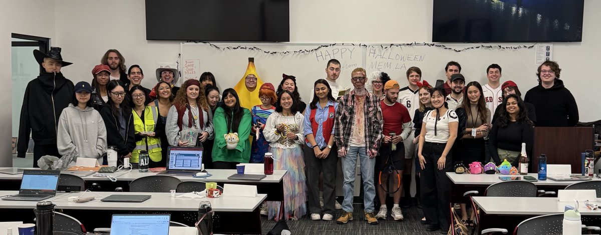 Dtg13Green's tweet image. Happy Halloween from ⁦@meimprogram⁩ ⁦@HeinzCollege⁩ ⁦@CMU_CFA⁩