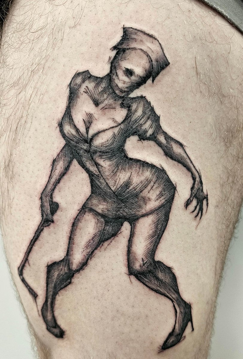 BioticBoss's tweet image. Happy Halloween to finest creatures ever to crawl out from a morgue, or a crypt, or an asylum... I got this done as a testament to my love for a horror series that has been with me since I was 14. That iconic drip! @adsk4 @AkiraYamaoka @Konami @BlooberTeam #SilentHill