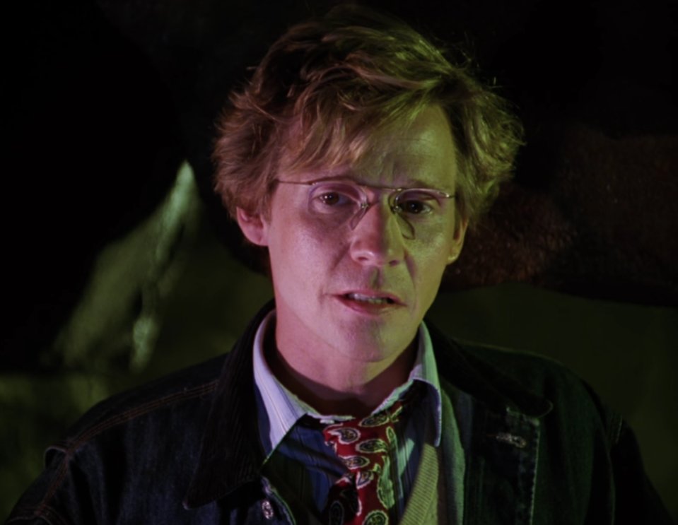 CROWLEYSPLANTS's tweet image. Rewatching It again for the plot.

The plot: