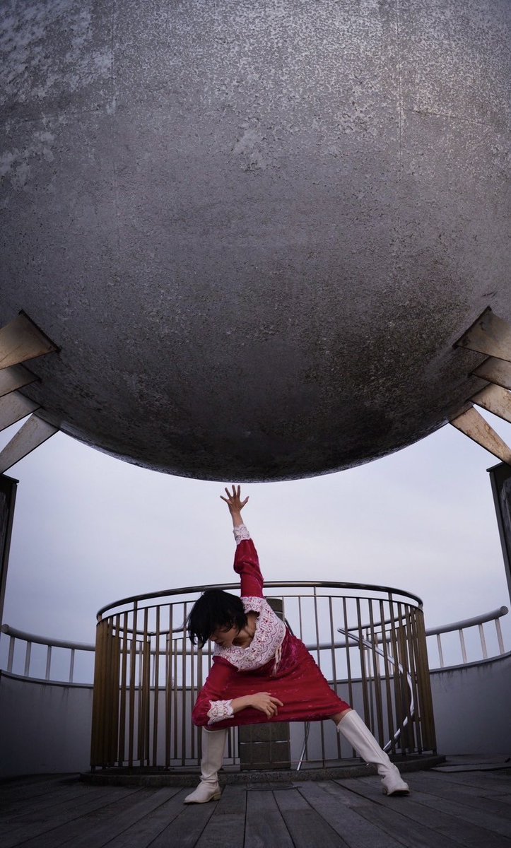 I look a princess in SF movie or a woman power renger?👸🦸‍♀️